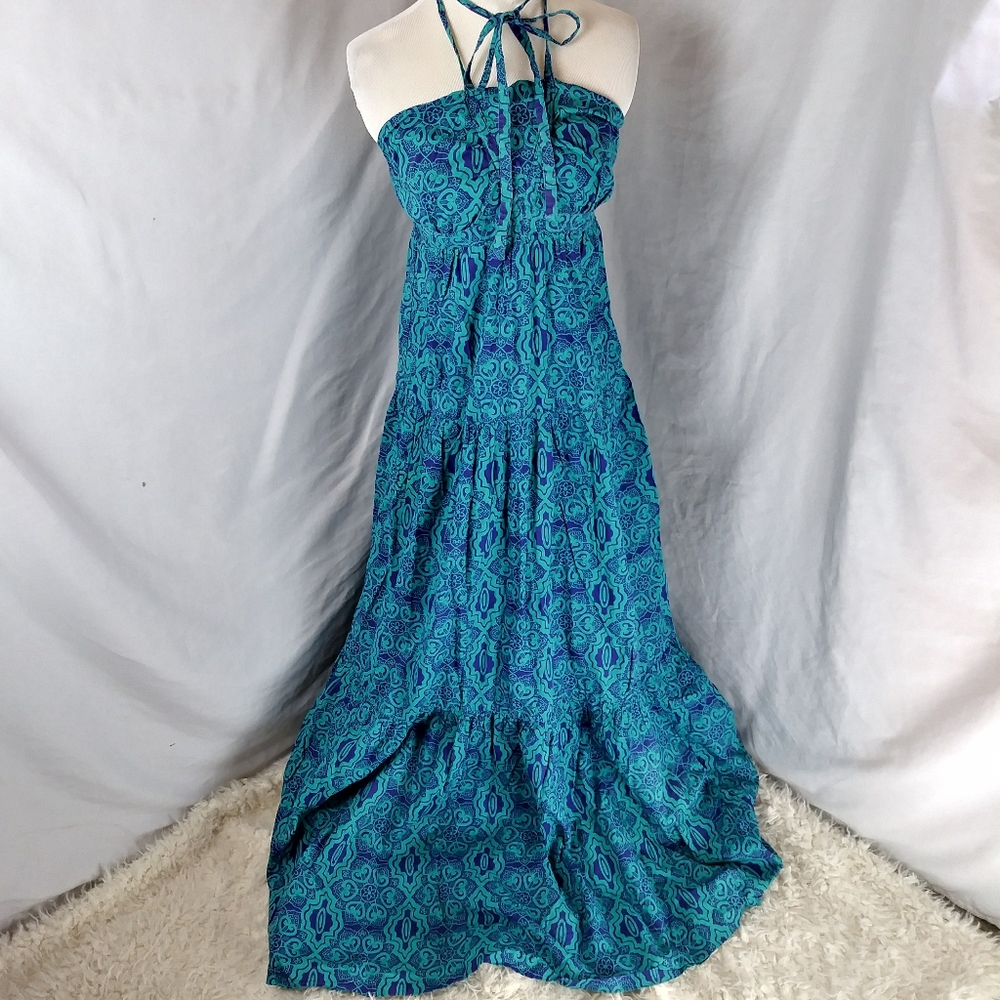 🌷Red Camel‎ Hawaiian Halter Maxi Dress Smocked
